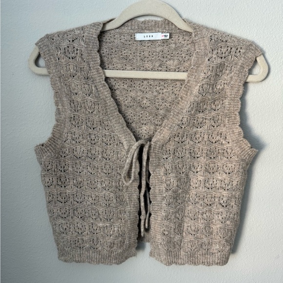 Lush Sweetheart Neck Taupe Knit Cardigan Vest - Picture 1 of 8